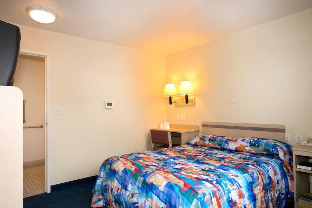 Motel 6-Reno, Nv - West 외부 사진